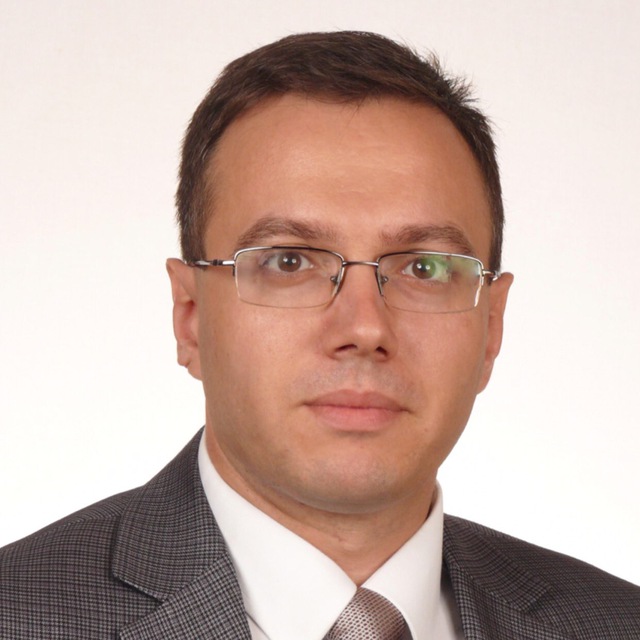 Бениамин Агопович Казаров